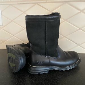 Ugg Brooks Moto Style Boots Black 8